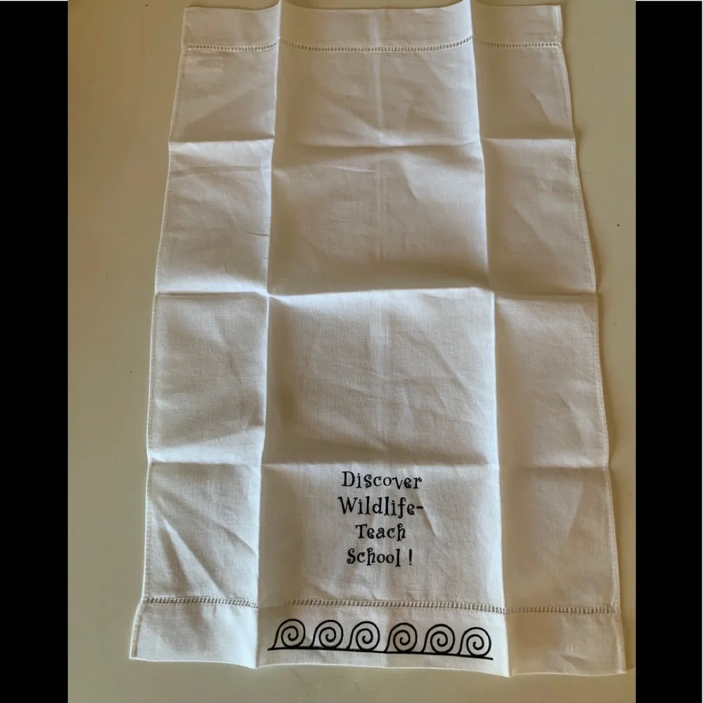 Discover Wildlife-Teach School! Kitchen Handtowel